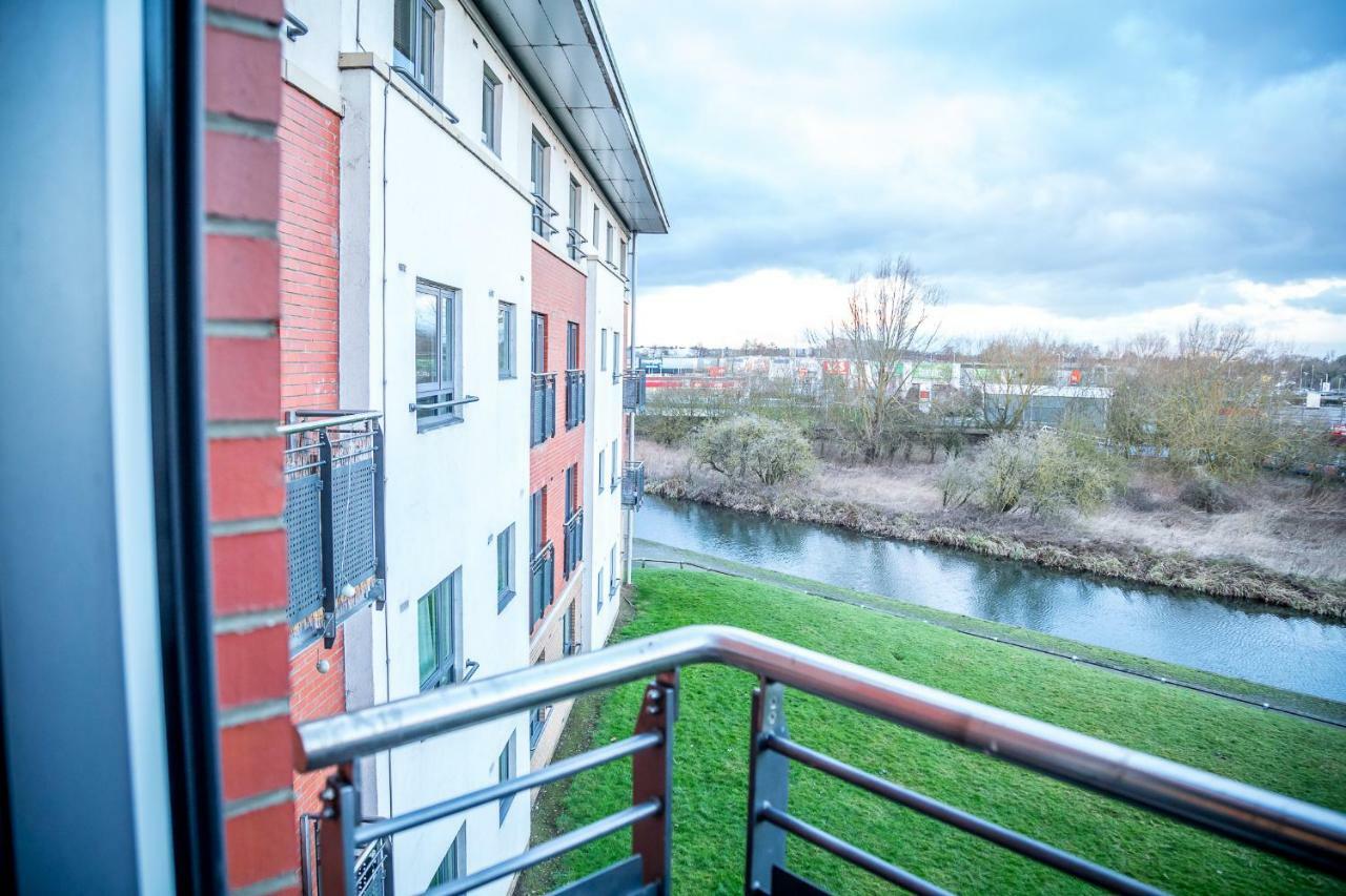 Luxuriant Apartments Northampton Exterior foto